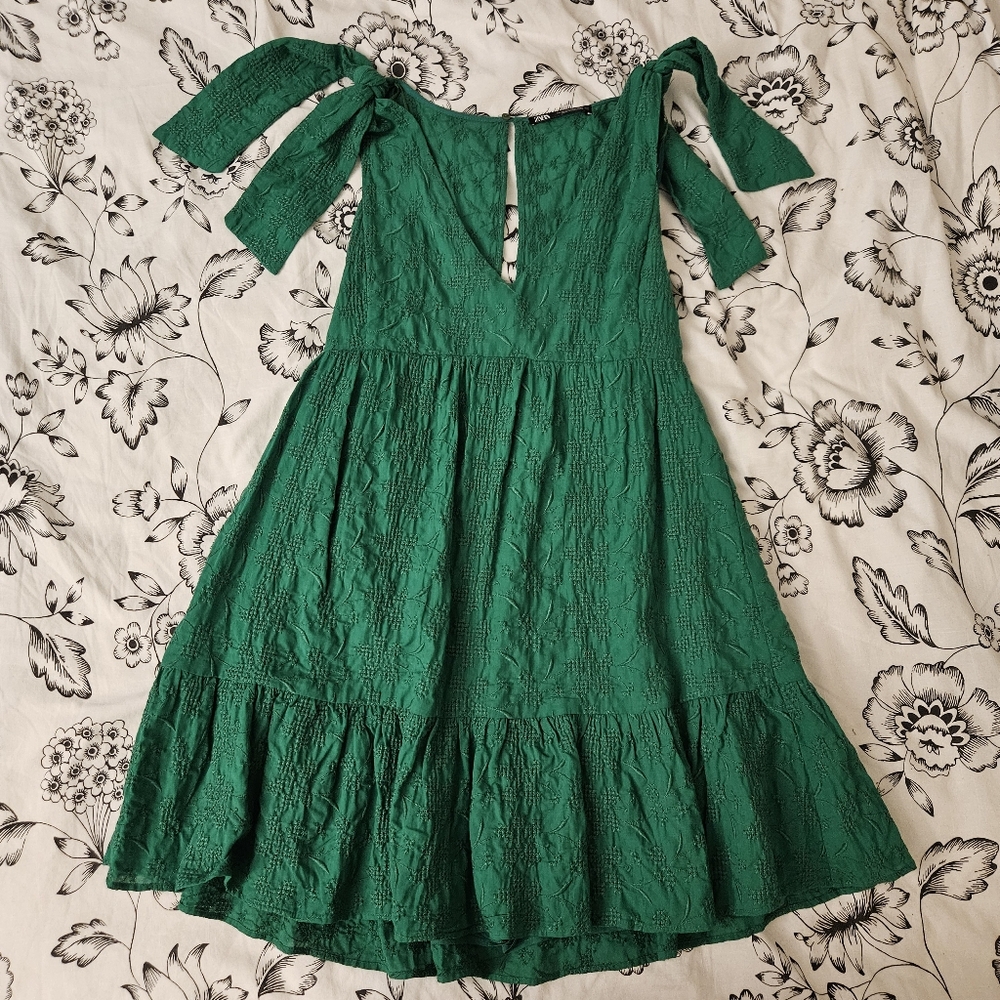 Zara green embroidery poplin tie Dress